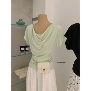 𝐏𝐡𝐢𝐞𝐧 𝐖𝐆𝐖𝐄 | w9516 Áo Thun Cổ Đổ Cộc Tay Hến 3 Màu Trơn