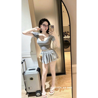 SET ÁO CỔ VUÔNG MIX CHÂN VÁY XOÈ CÀI GẤU HOT HIT