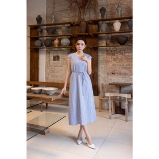 SWANLAKE | Váy Đầm Nữ Suông Vải Cotton Sọc Cổ Tròn Tay Hến Dây Thắt Eo Có Túi Dạo Phố Hè D13641