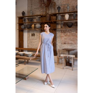 SWANLAKE | Váy Đầm Nữ Suông Vải Cotton Sọc Cổ Tròn Tay Hến Dây Thắt Eo Có Túi Dạo Phố Hè D13641