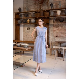 SWANLAKE | Váy Đầm Nữ Suông Vải Cotton Sọc Cổ Tròn Tay Hến Dây Thắt Eo Có Túi Dạo Phố Hè D13641