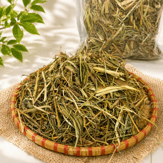 🌿 Cỏ Mần Trầu Khô Tự Nhiên 100% – Dùng Gội Đầu, Nấu Nước Uống Thanh Mát – Dược Quý Thiên Phúc