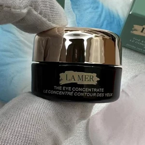 Kem Dưỡng Mắt LA MER 5ml Chống Oxy Hóa Bảo Vệ Da Mắt Cải Thiện Đàn Hồi Size Du Lịch Dễ Mang Hàng Mới Giao Hàng Nhanh