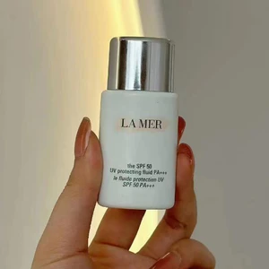 La Mer Sunscreen 20ml Mini - Chống Nắng Ngày Đêm, Dưỡng Da Từ Trong, Tăng Đàn Hồi & Làm Da Sáng Mịn