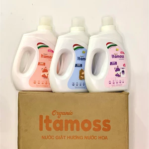 Nước giặt xả 2in1 ITAMOSS thảo mộc hương nước hoa lưu hương lâu – 4 can/Thùng 12.8kg – Date tháng 04-2027