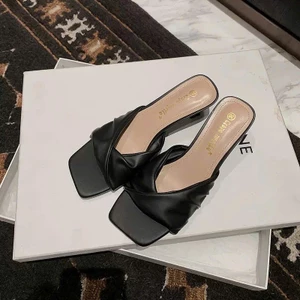 Dép Cao Gót Mũi Vuông Nữ – Quai Ngang Đan Chéo Cao 3cm Mix Váy, Quần Jean Đều Đẹp H010 - NT SHOES