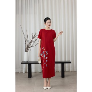 SWANLAKE | Váy Đầm Nữ Maxi Suông Tay Ngắn Cổ Tròn Vải Linen Thêu Hoa Có Túi Xẻ Tà Công Sở D13610