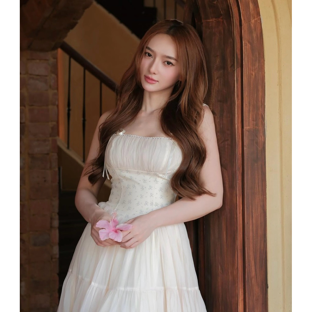 Maria Dress Phối Tơ Dáng Dài Màu Kem Thiết Kế Sang Trọng Phù Hợp Cho Mọi Sự Kiện