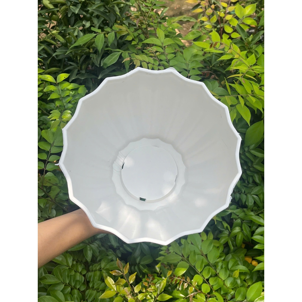 Chậu cây lồng Đèn Nhựa Dày Cao Cấp 23–33cm Trồng Cây Cảnh Cây Ăn Trái Trang Trí Sân Vườn Ban Công