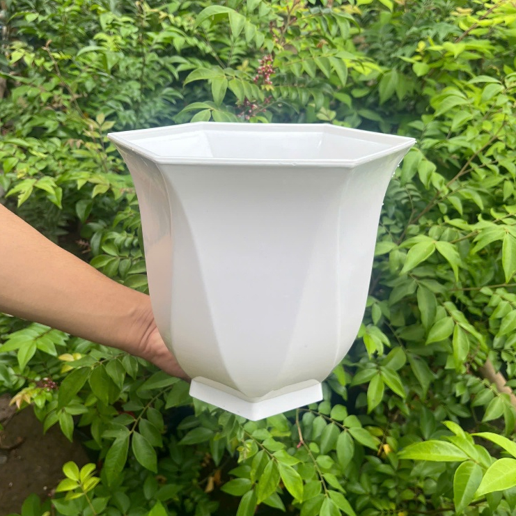 Chậu cây linh lan 3 size – Chậu trồng cây nhựa bền đẹp, form cao thoáng, thoát nước tốt