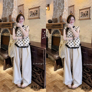 Bộ set nữ áo chấm bi cổ tàu phối bèo đen và quần ống sớ màu be trẻ trung xinh xắn