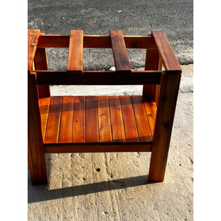 Chân kệ để hồ cá. Dài 50cm rộng 30 cao 50cm. Kệ làm bằng gỗ tràm tự nhiên. Có sơn PU chắc chắn. Chụi tải 80kg