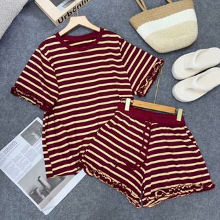 Đồ Bộ Bigsize Nữ Áo Thun Cổ Tròn Kẻ Sọc Phối Quần Short Lai Bèo Dễ Thương Cho Chubby SET870