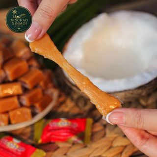 [25.06] Kẹo Dừa Sáp VICOSAP Truyền Thống | Đặc Sản Trà Vinh | Ngọt Thanh, Mềm Mịn, Ít Dính Răng (Gói 100g)