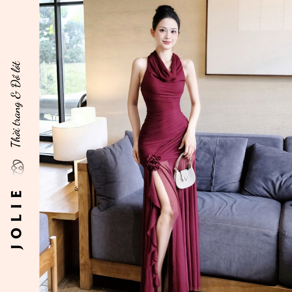 Váy Jolie Thiết Kế Cổ Yếm Đổ Dáng Dài Xẻ Tà Đính Hoa Thủ Công Sang Trọng