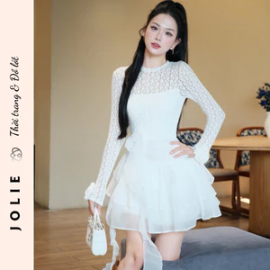 Váy Jolie Thiết Kế Ren Tay Dài Phối Chân Voan Tầng Đính Hoa Thủ Công Sang Trọng