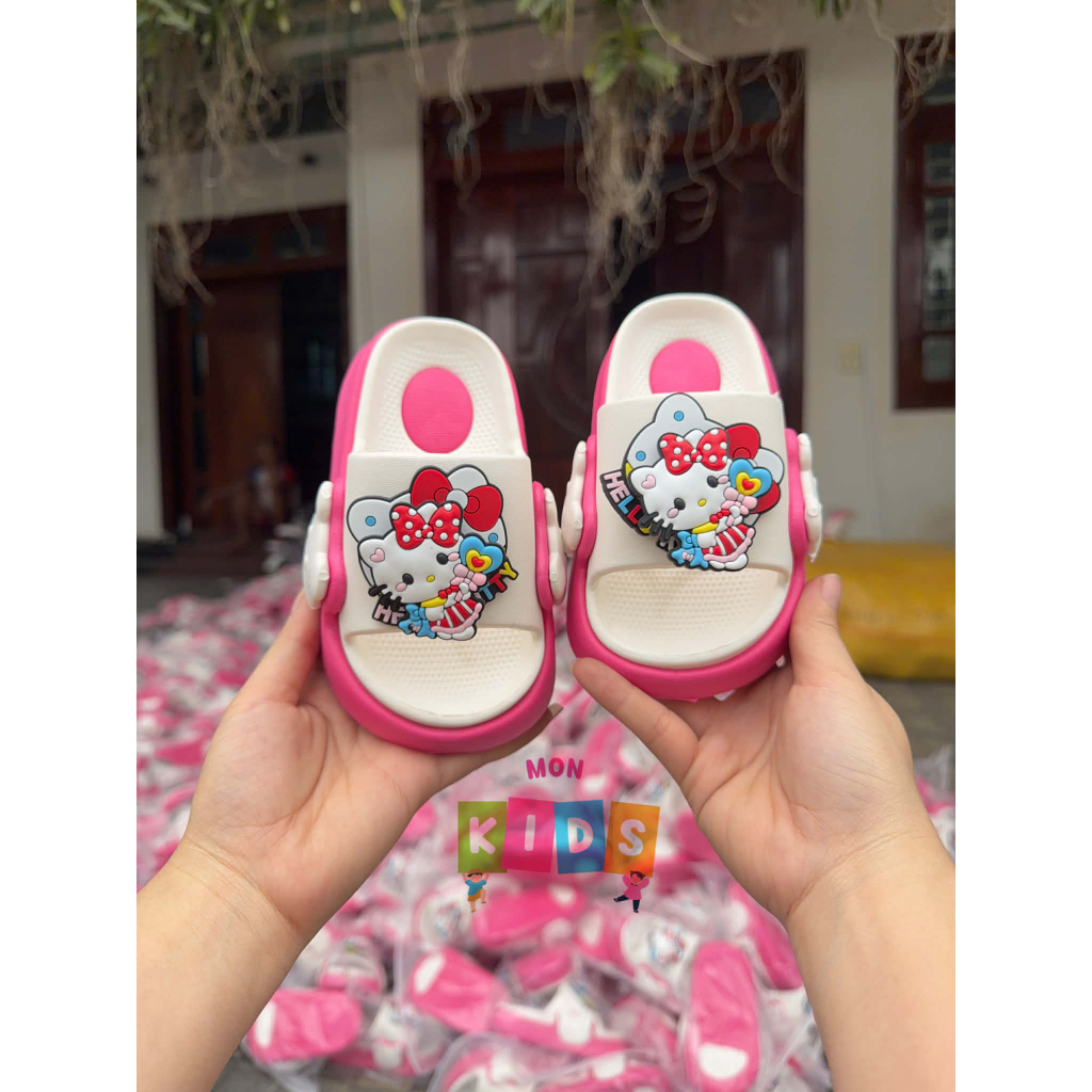 Dép Trẻ Em Hình Mèo Hello Kitty - Dễ Thương, Êm Ái Và Chống Trượt Cho Bé Yêu( Mẫu Mới )