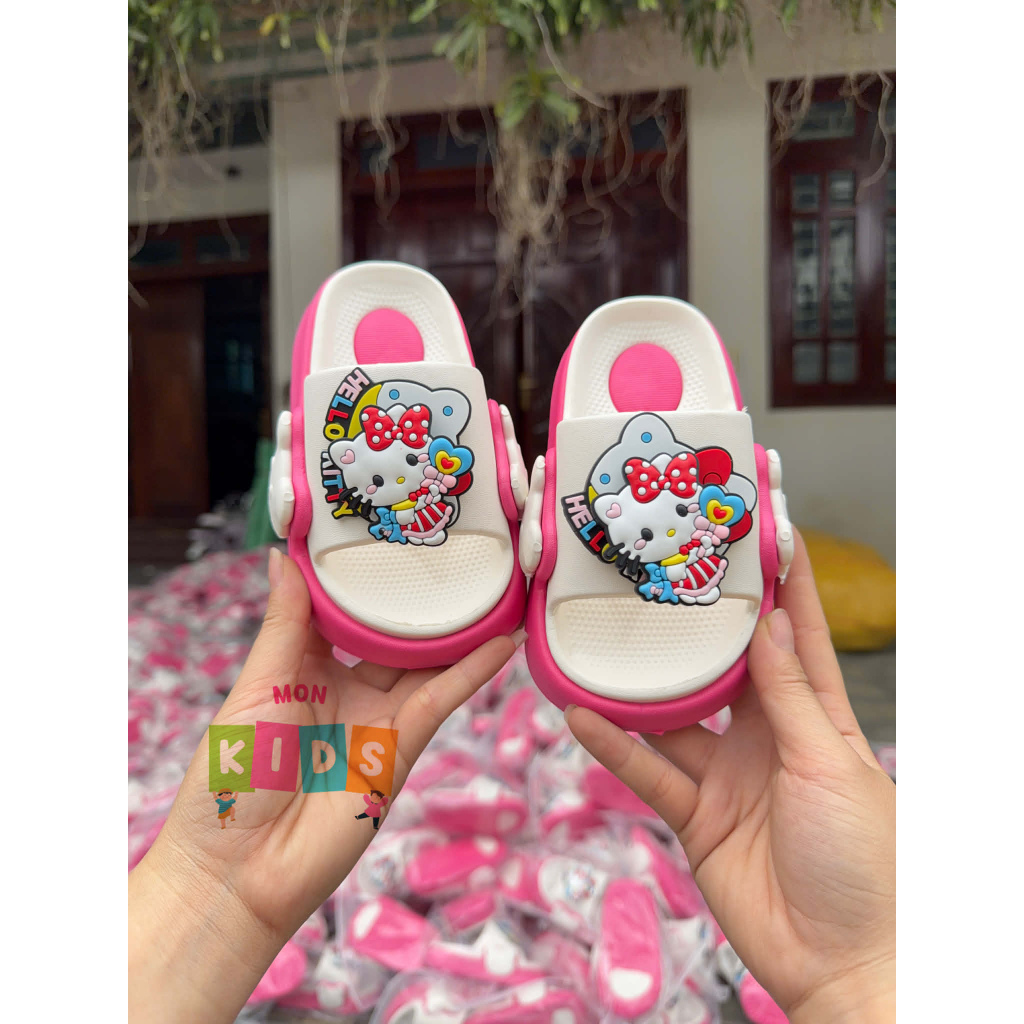 Dép Trẻ Em Hình Mèo Hello Kitty - Dễ Thương, Êm Ái Và Chống Trượt Cho Bé Yêu( Mẫu Mới )