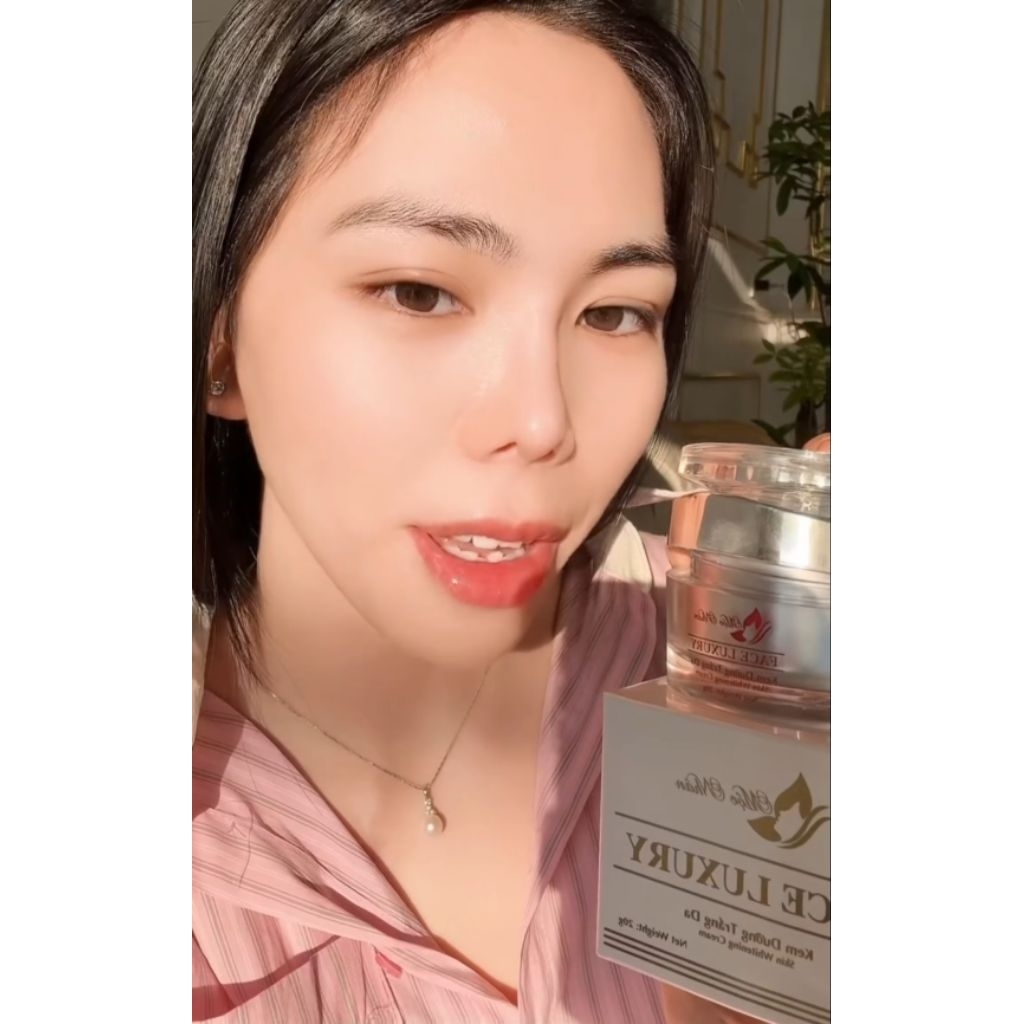 Chính Hãng Kem Face Luxury Ngày Mộc Nhân Dưỡng Trắng Da Bảo Vệ Da Khỏi Tia UV Hổ Trợ Làm Mờ Thâm Sạm Nám Không Bết Rít
