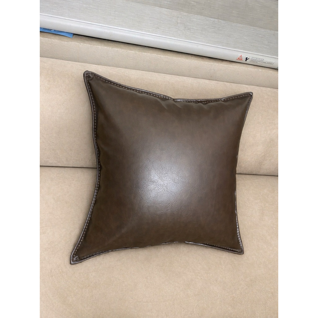 Gối trơn trần viền, Gối ôm, Gối decor phòng khách sang trọng trẻ trung.