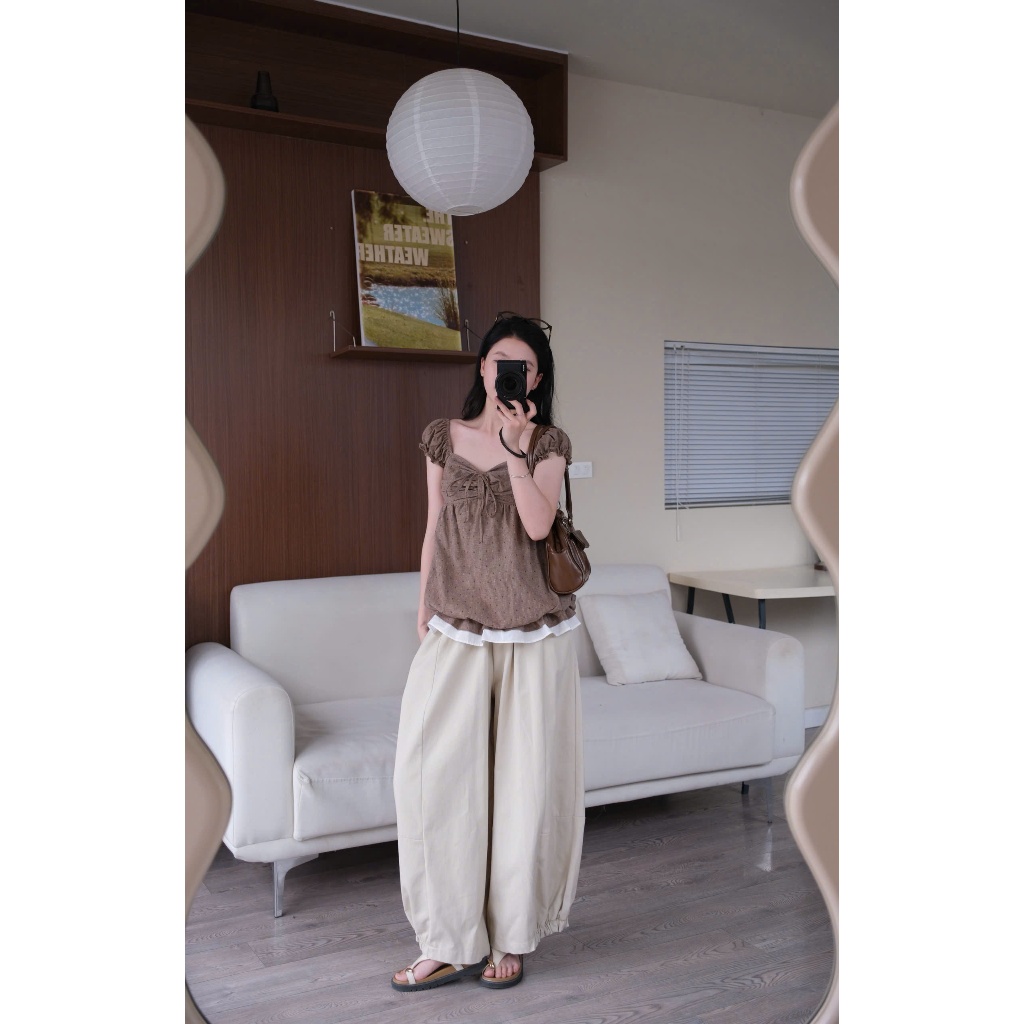 Alia Top (TSW) Áo kẻ nhún xòe trắng mặc nhiều kiểu Nữ the.sweaterweather