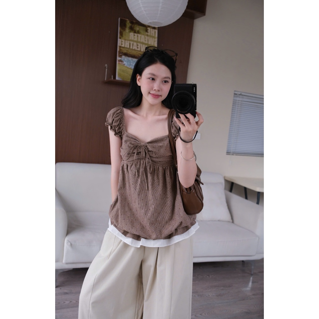 Alia Top (TSW) Áo kẻ nhún xòe trắng mặc nhiều kiểu Nữ the.sweaterweather