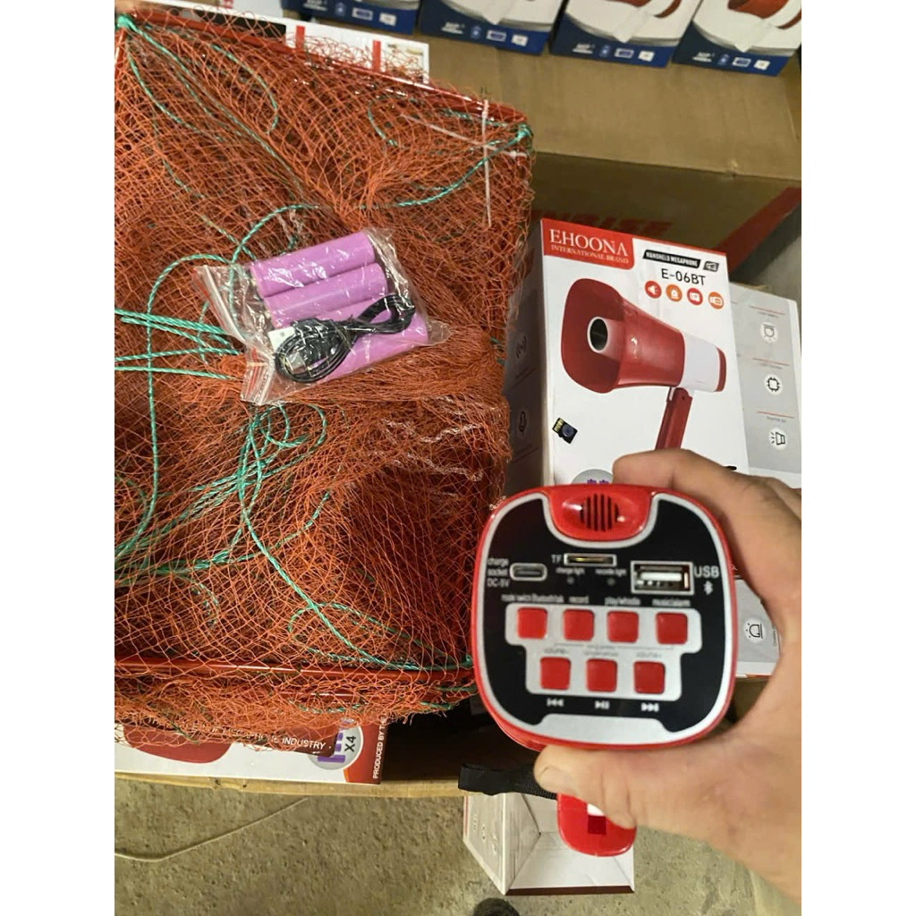 combo loa vuông 2 pin SUNRISE 50W kèm thẻ nhớ và lưới lú ếch dài 5m