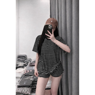 Set bộ đùi kẻ sọc trơn dành cho nữ