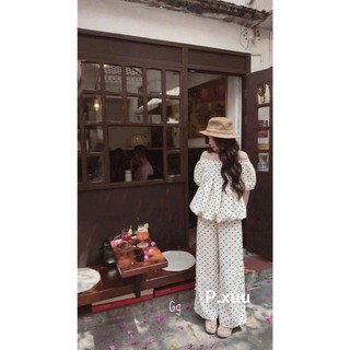 Set bộ thời trang nữ phong cách trẻ trung dễ thương áo babdoll tay bồng trễ vai mix quần ống suông rộng in bi