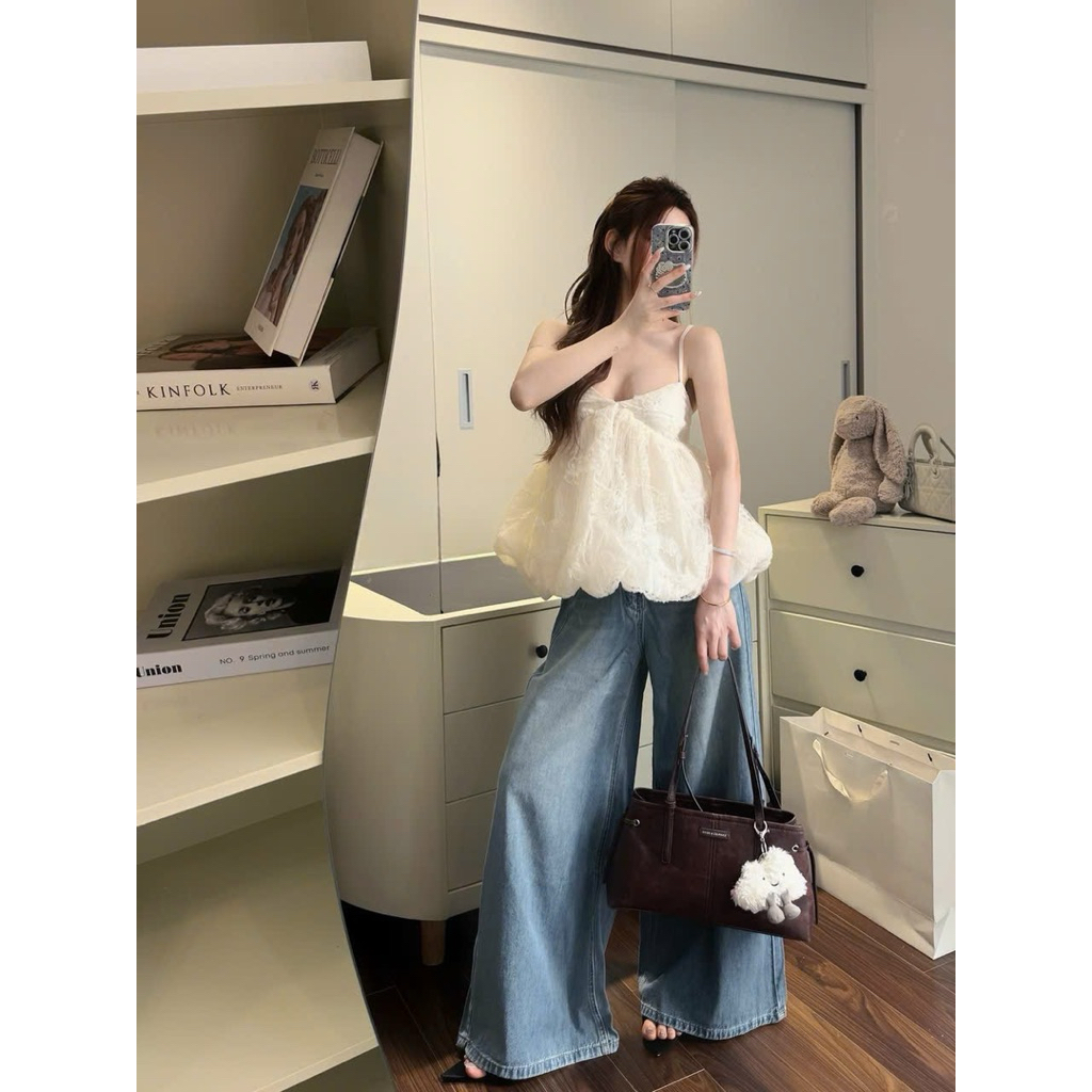 “Naomi Top” Áo tơ bí 2S cup ngực dáng ngắn phối ren hoa nổi vibe tiểu thư Hàn Quốc mặc đi chơi cafe sống ảo sang chảnh