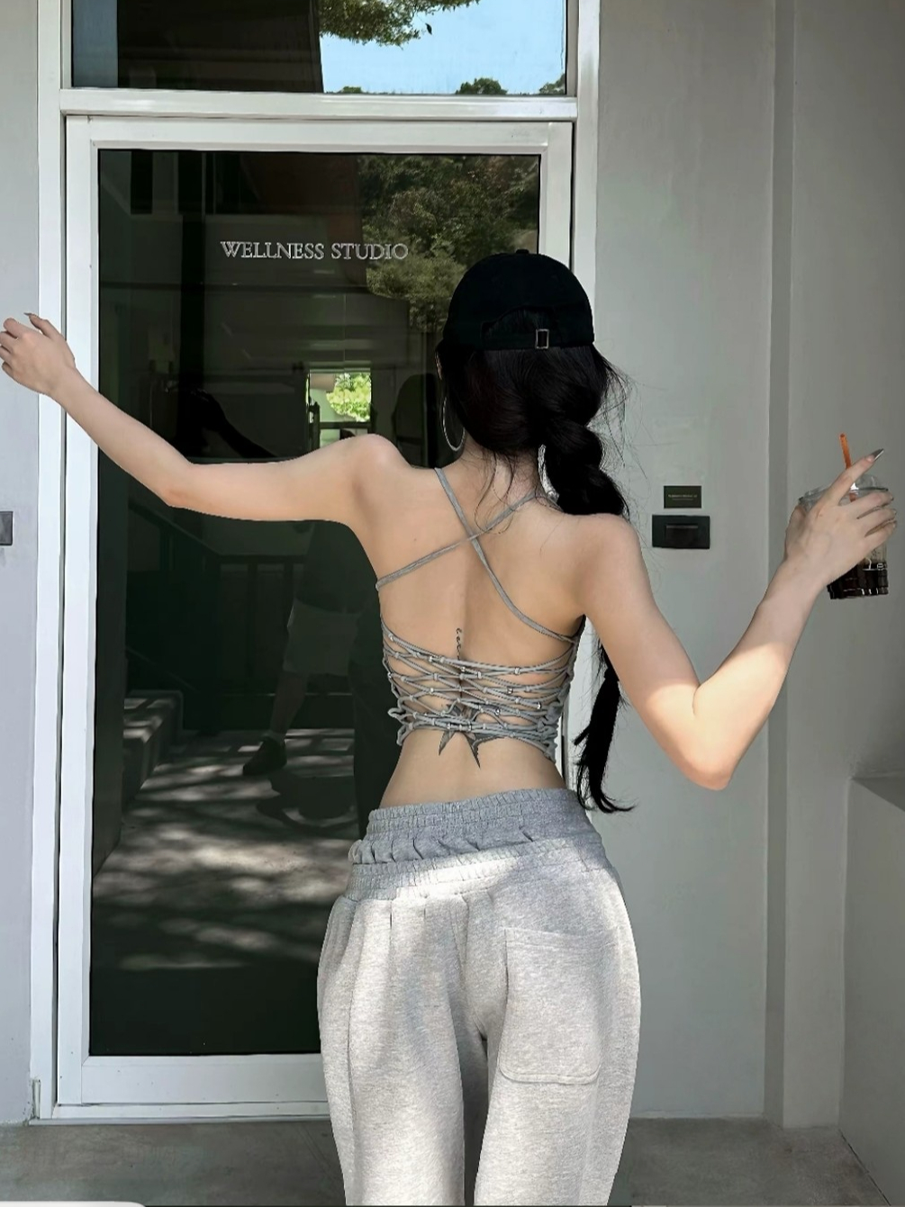 Croptop cho dáng tam giác