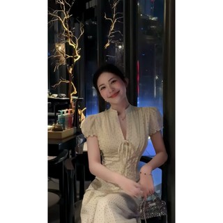 Đầm dài chấm bi thiết kế cổ tàu hiện đại form dáng ôm eo