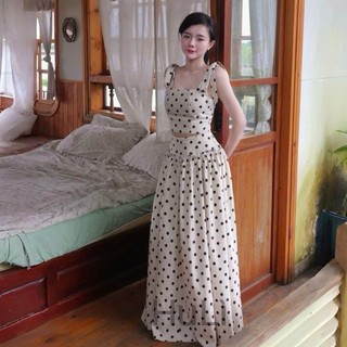 Outfit đi biển cao cấp set áo croptop phối chân váy dài họa tiết chấm bi lớn