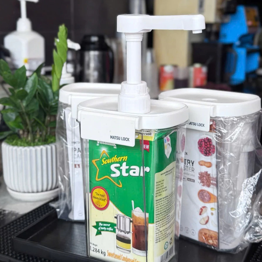Bình Bơm Sữa Đặc 10ml Dung Tích 1.6L Bình Nhấn Định Lượng Pha Chế Trà Sữa Cà Phê
