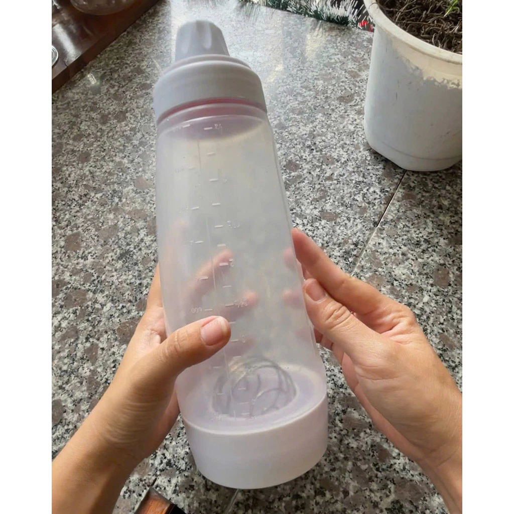 Combo 3 Món Bình Bơm Sữa Đặc Dung Tích 1.6L Vòi 10ml, Bình Nhựa Bơm Đường Vòi Pump 10ml, Bình Bóp Lò Xo Đựng Kem Muối