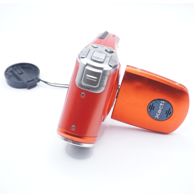 Máy Quay Sanyo Xacti DMX-C4 – Thiết Kế Súng Độc Đáo, Chất Màu