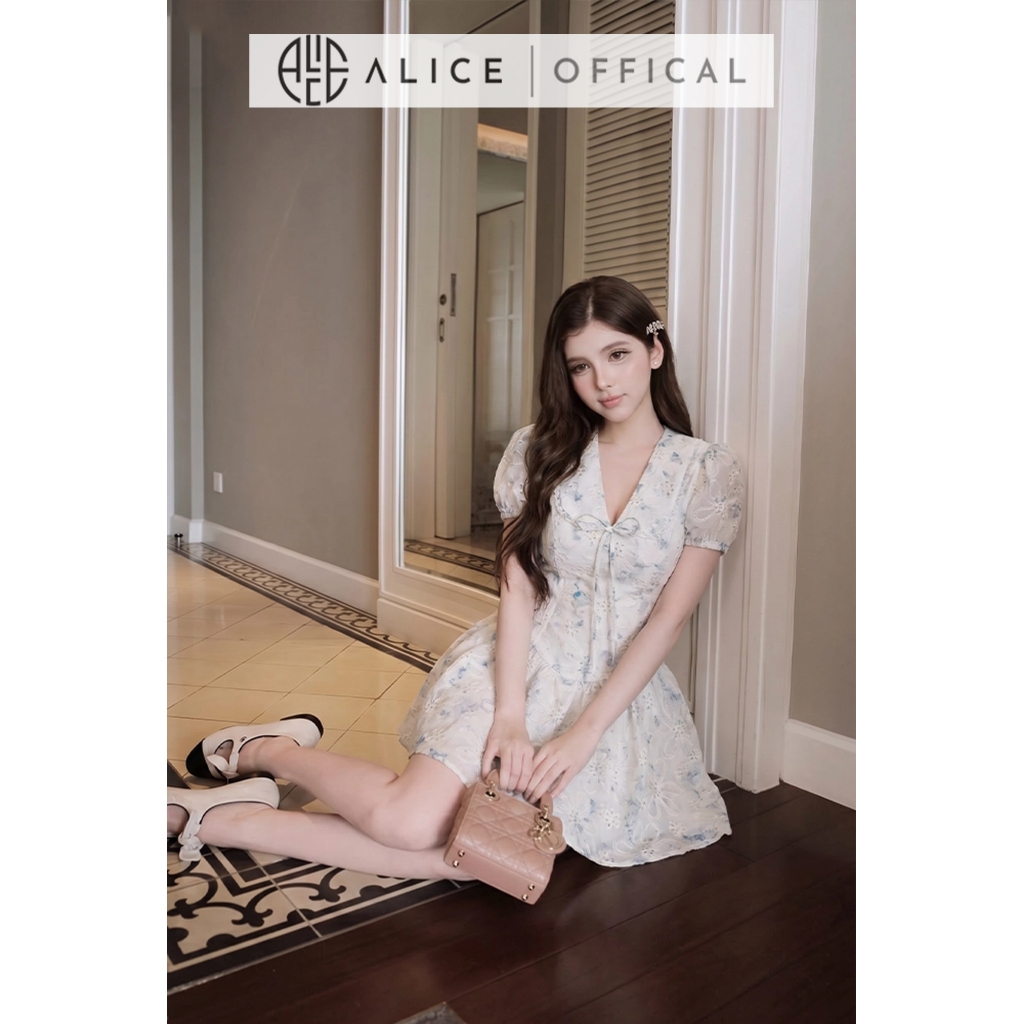 Váy Hoa Nhí Tiểu Thư Alice Màu Xanh Nhạt, Dáng Đầm Ngắn Xòe Chiết Eo Cổ Chữ V Phù Hợp Mùa Hè T485