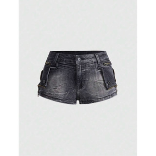 Quần short denim nữ cạp siêu thấp thêu chữ và chữ
