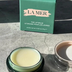 Sample La Mer Lip Balm 5ml Giá Rẻ Hợp Lý - Còn Hàng Đầy, Giao Siêu Tốc Toàn Quốc, Chính Hãng
