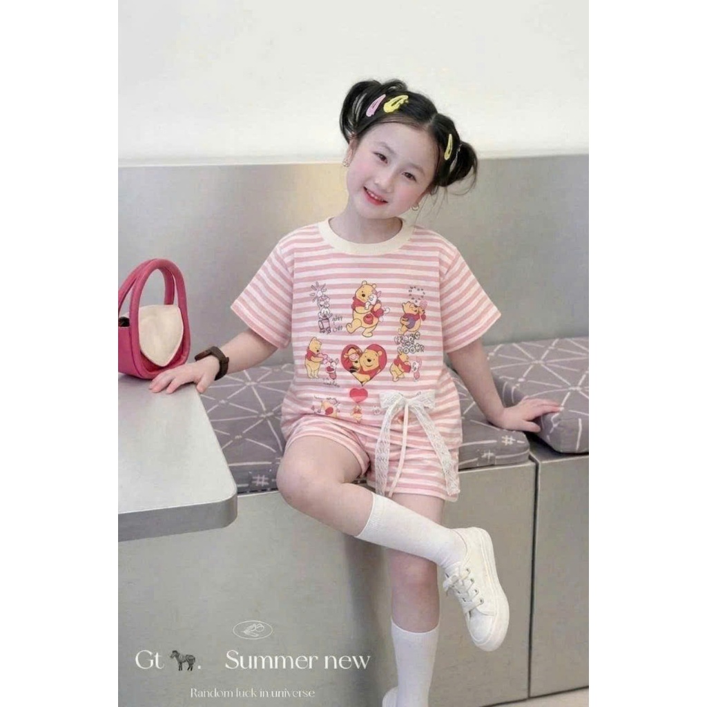 Bộ đồ xinh cho bé gái,áo cộc tay, in hình hoạt hình chất vải thun tăm mềm mịn co giãn thoải mái.M82