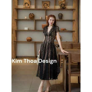 Váy Tiệc Ren Đen Cổ V Xếp Ly Thiết Kế Cao Cấp - Kim Thoa Design