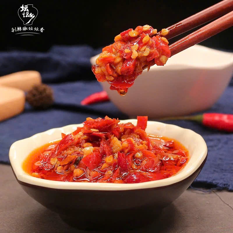 Ớt Băm Tan Tan Xiang Gói 12g Vị Cay Vừa & Siêu Cay Tỏi Thơm, Ớt Chưng Trộn Cơm, Mì Cay Tê Chuẩn Vị Trung Hoa Luka Food