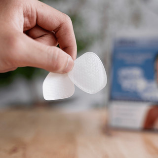 Miếng Dán Thái Dương Trong Suốt ICEGel Hộp 8 Miếng Chống Sau Tàu Xe, Giảm Đau Đầu (Hộp 08 Miếng)