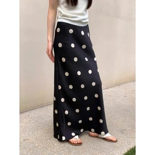 Chân váy lụa dáng suông dài Maxi họa tiết chấm bi chất lụa siêu Slay tôn dáng hàng Quảng Châu.