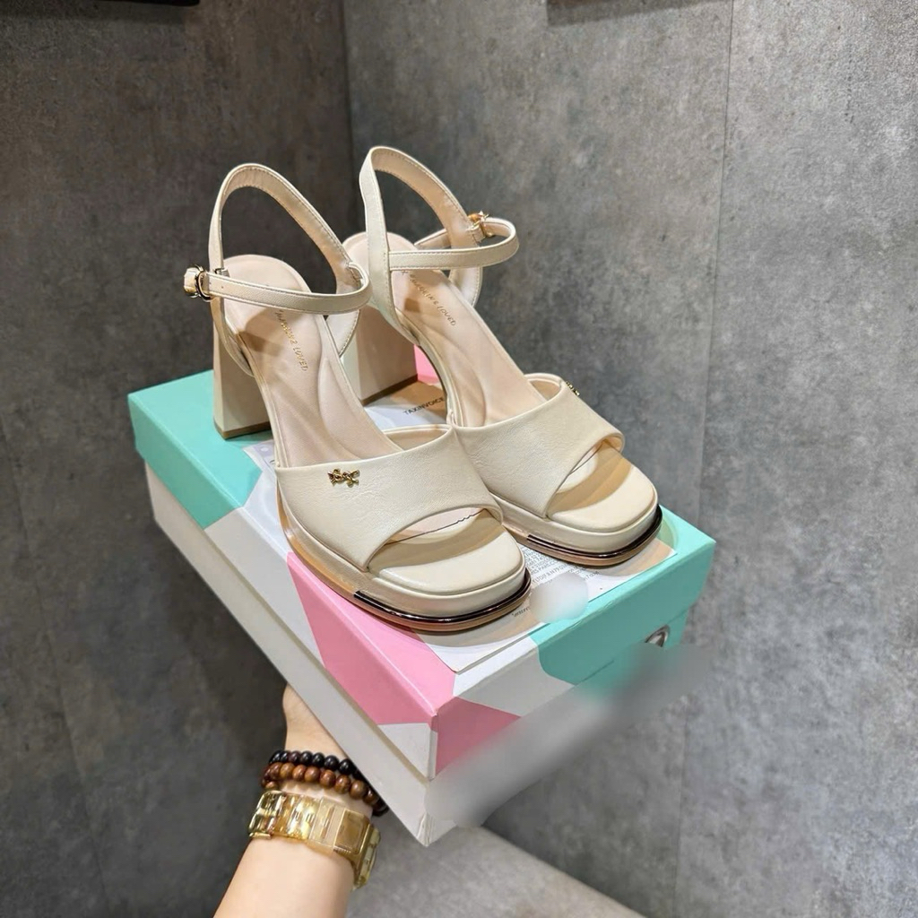 👠🕶️🎒👜…Sandal  khoá