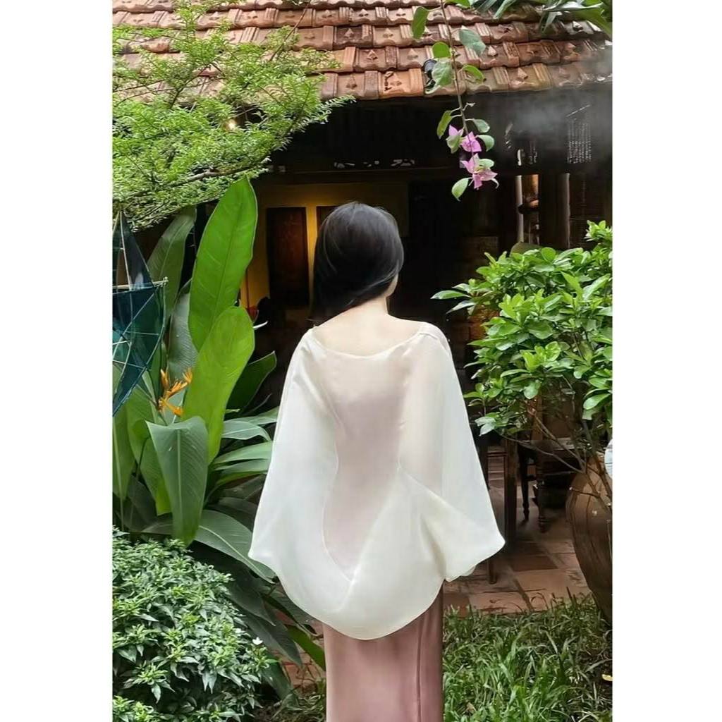 | LYN WEAR | ÁO CHOÀNG TƠ CAO CẤP ĐI BIỂN, ĐI TIỆC THANH LỊCH DỄ PHỐI