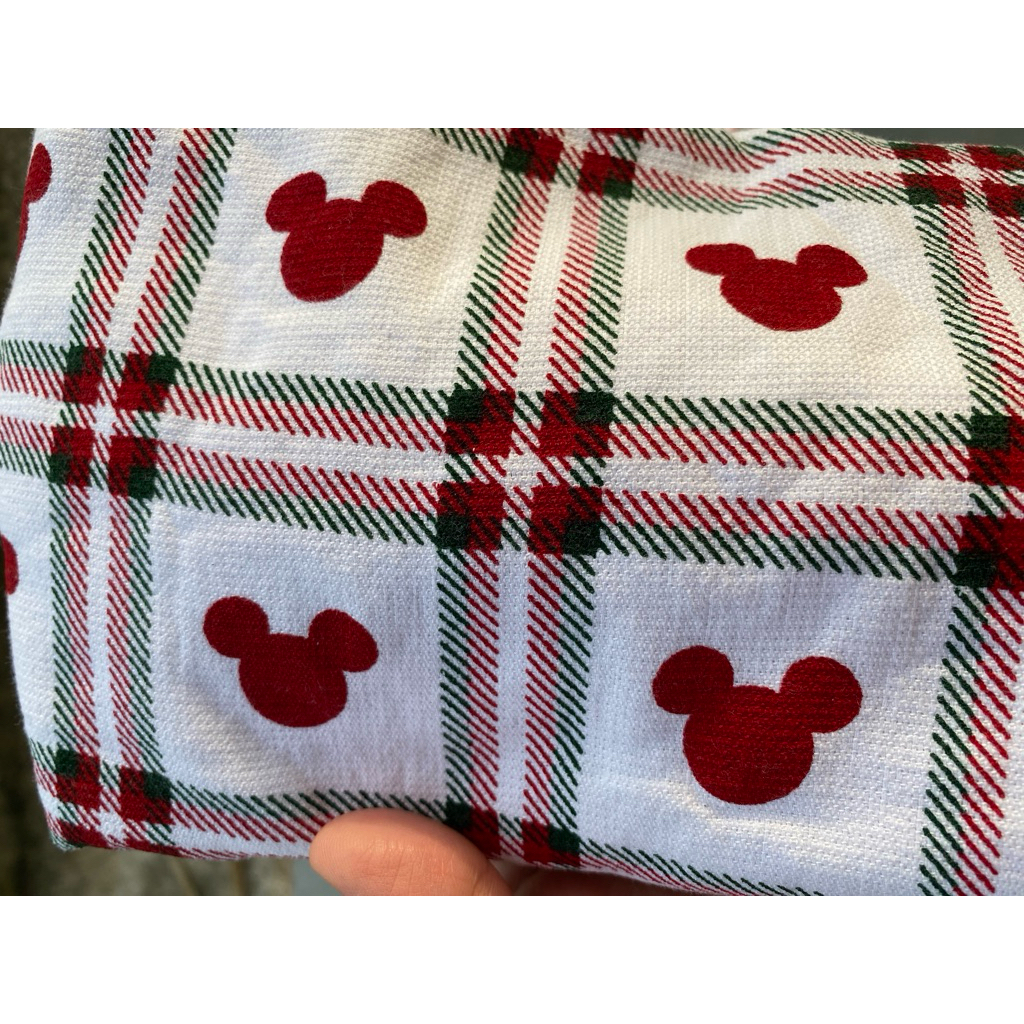 Khăn lau  - trang trí đa năng hoạ tiết kẻ caro biểu tượng Mickey