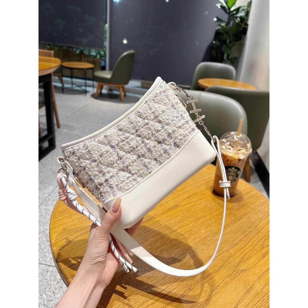 Túi xách HoBo phối dạ size 22cm siêu xinh TẶNG CHARM siêu xinh