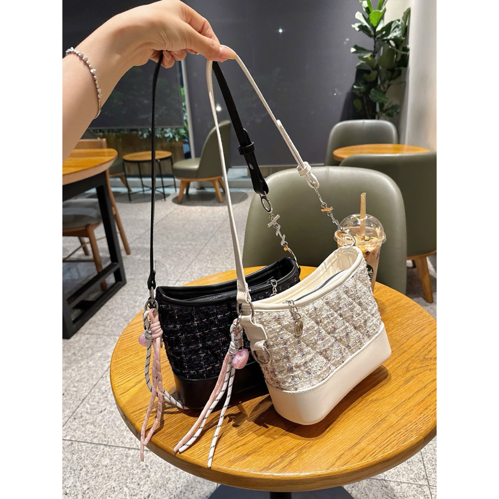 Túi xách HoBo phối dạ size 22cm siêu xinh TẶNG CHARM siêu xinh