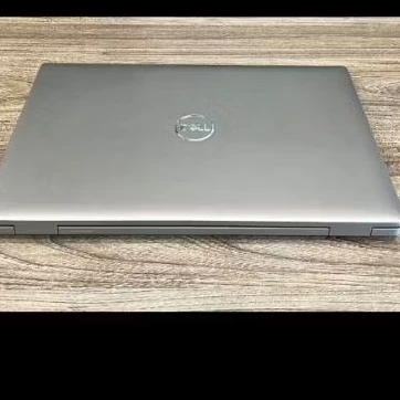 Dell Latitude 5530 – Laptop Văn Phòng "Quốc Dân": Bền Bỉ, Hiệu Năng Mạnh, Màn Hình Rộng, Cày Cuốc Cực Ngon.